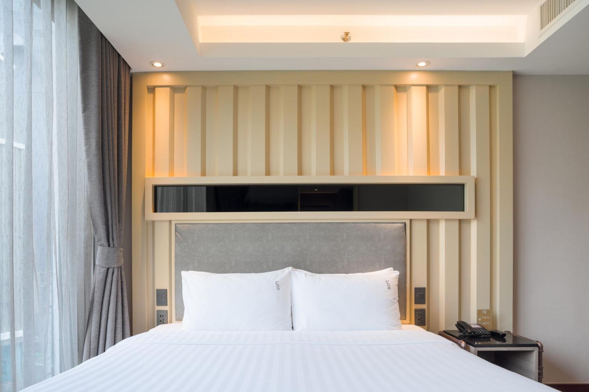 T2 The Portal Sukhumvit Hotell Bangkok Exteriör bild
