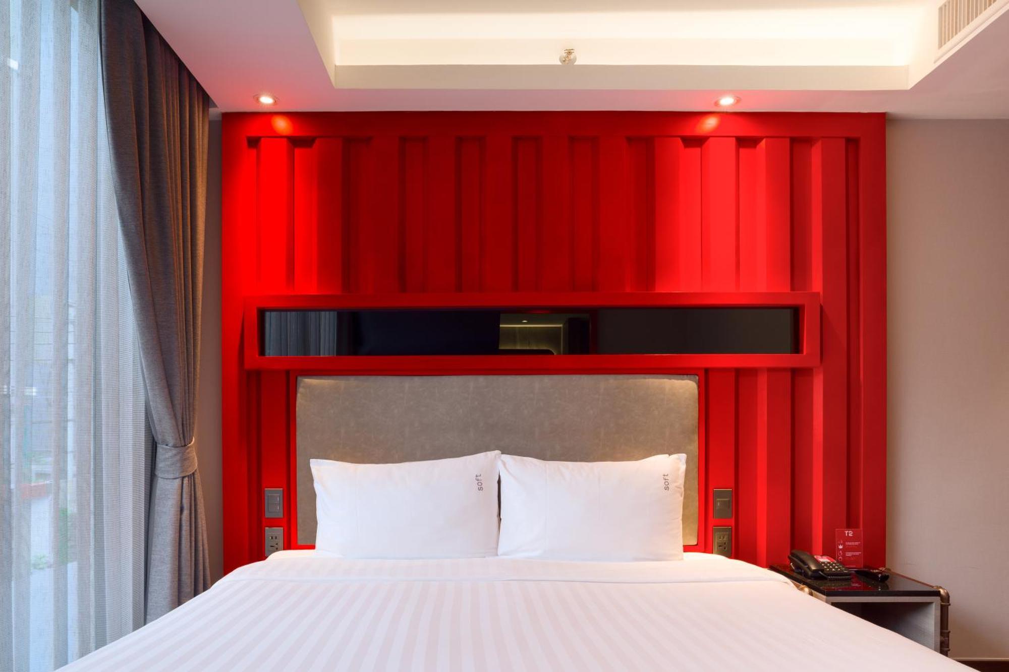 T2 The Portal Sukhumvit Hotell Bangkok Exteriör bild