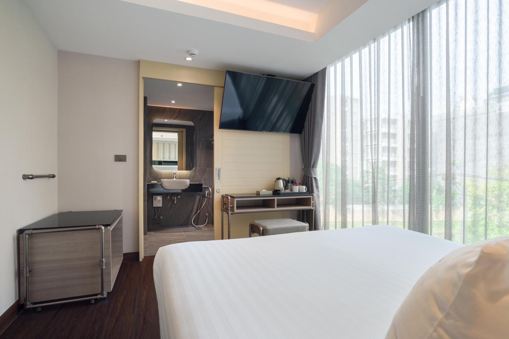 T2 The Portal Sukhumvit Hotell Bangkok Exteriör bild