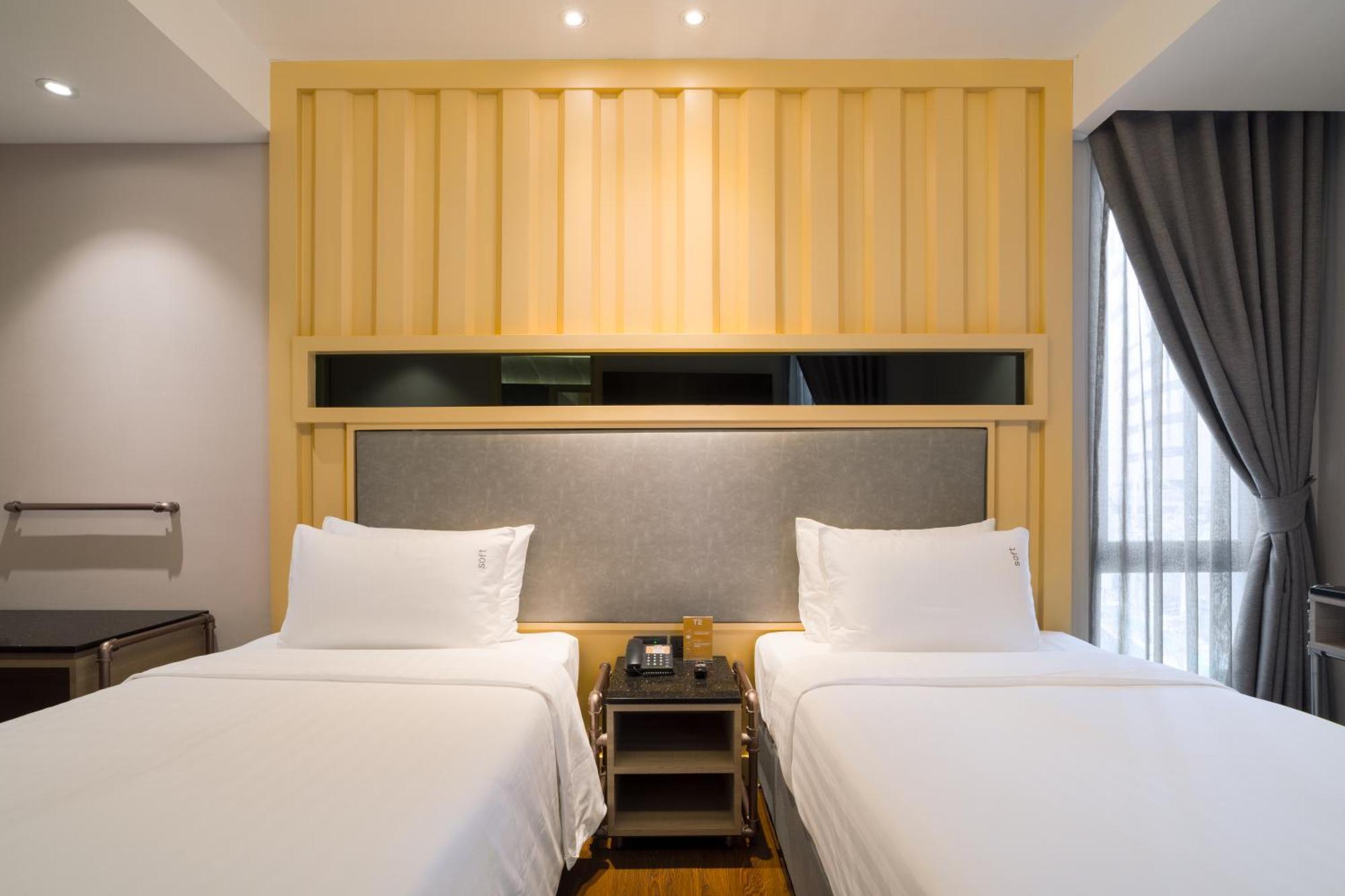 T2 The Portal Sukhumvit Hotell Bangkok Exteriör bild