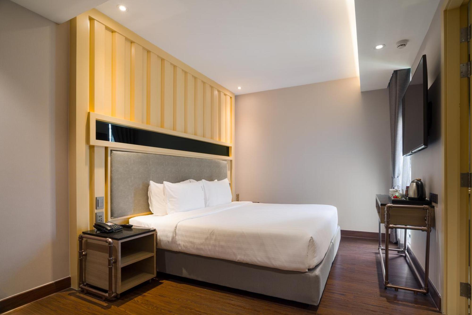 T2 The Portal Sukhumvit Hotell Bangkok Exteriör bild