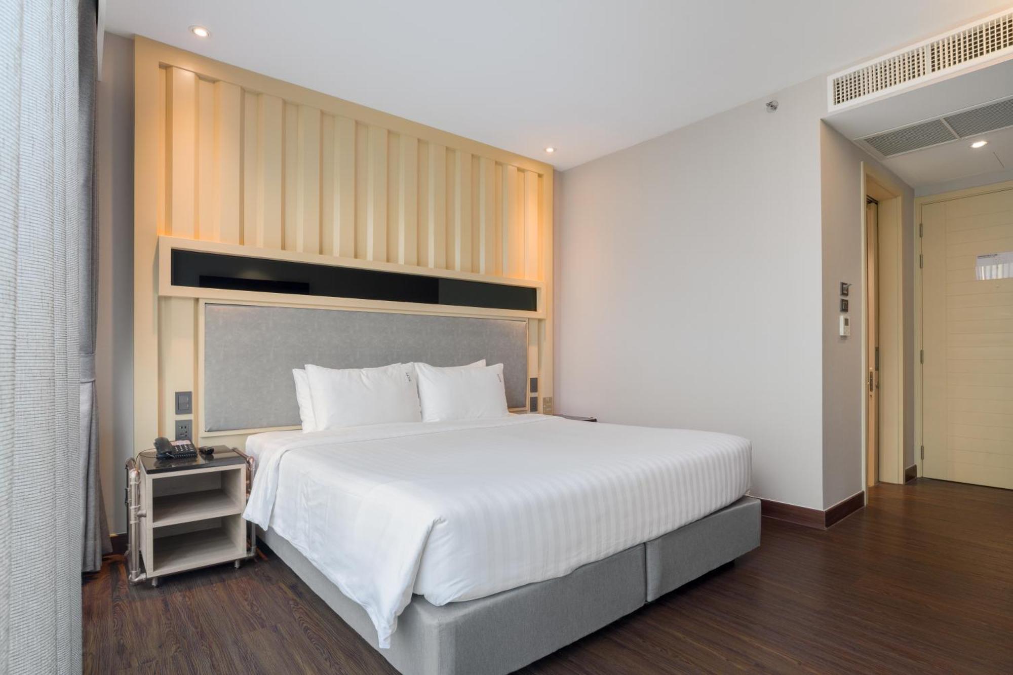 T2 The Portal Sukhumvit Hotell Bangkok Exteriör bild