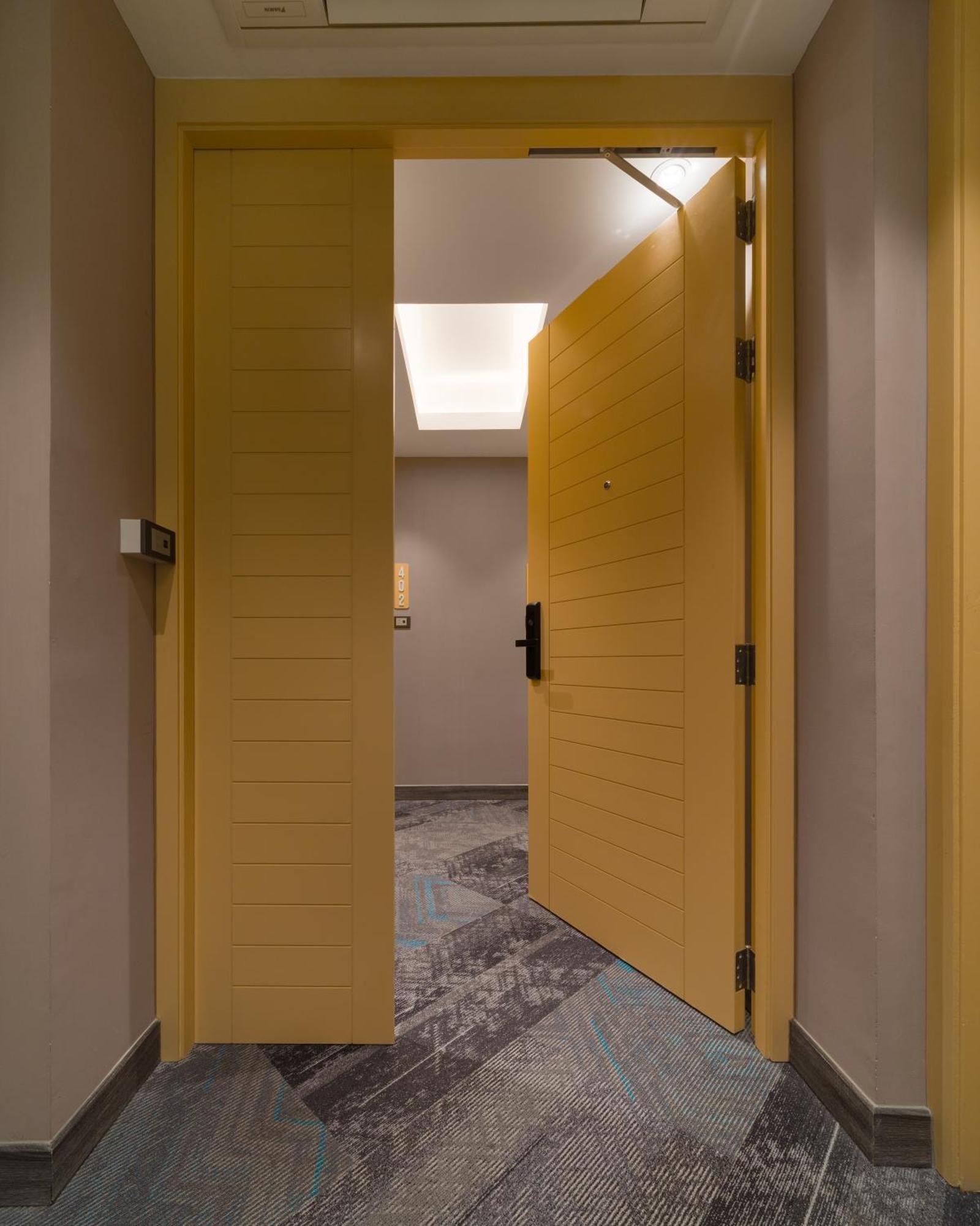 T2 The Portal Sukhumvit Hotell Bangkok Exteriör bild